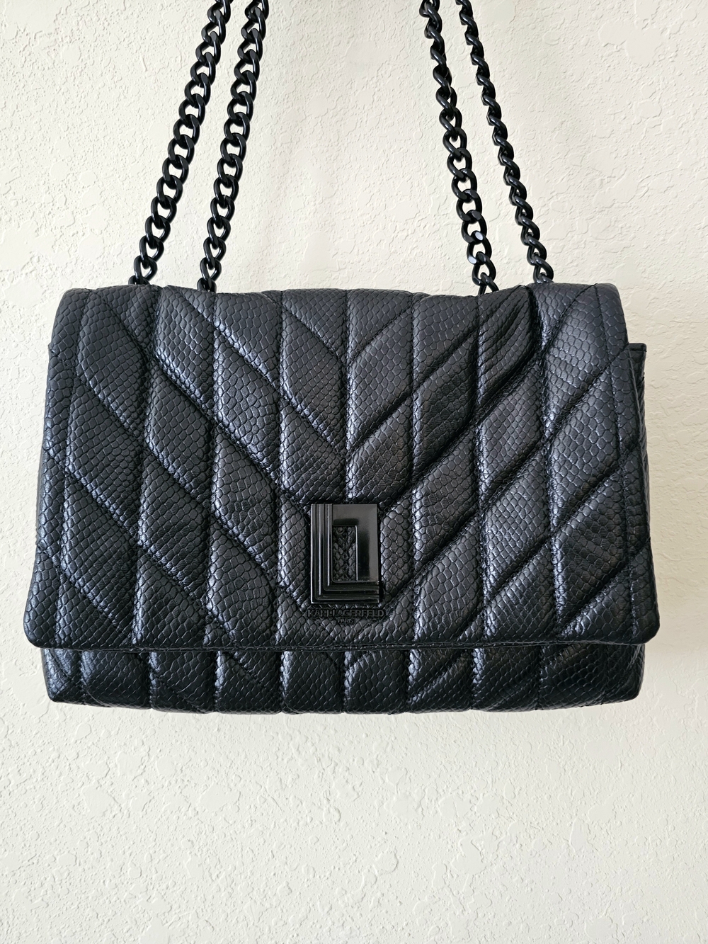 Karl Lagerfeld Paris Lafayette Medium Quilted Shoulder Bag Black EUC